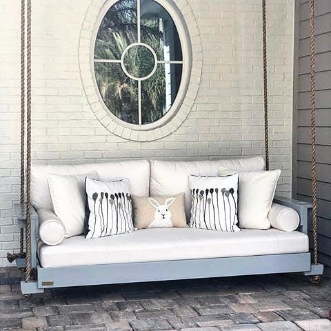 One of our most popular cushion and paint color combinations. #fouroakbedswings