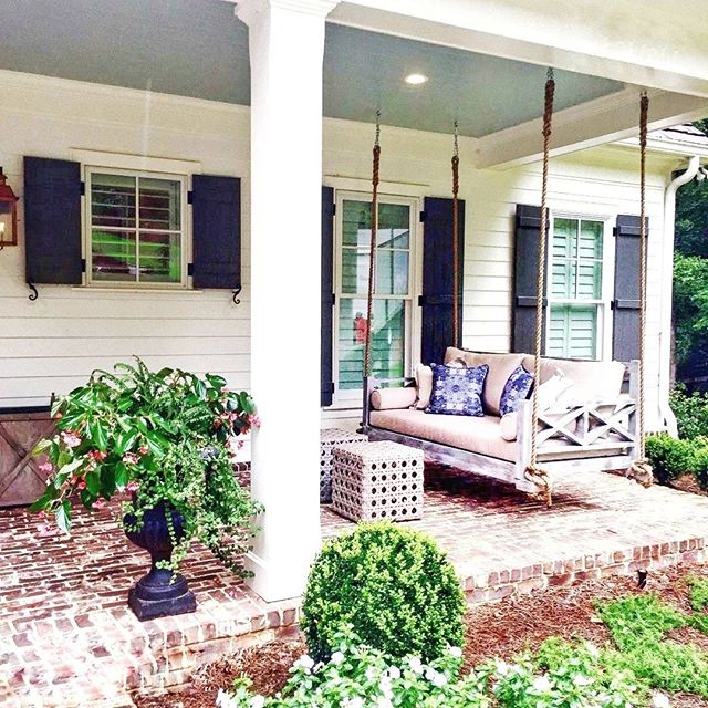 We Have Your New Favorite Spot For Football Season! #fouroakbedswings .
#bedswing #interiordesign #collegefootball #outdoorliving