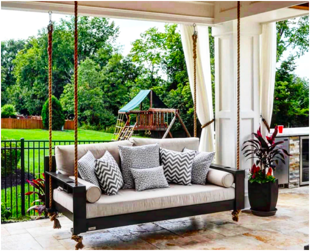 Outdoor porch daybed deals