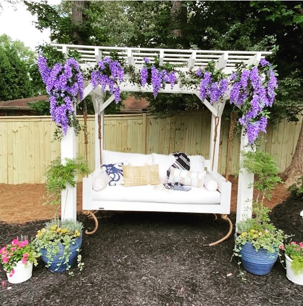 Two Awesome Design Ideas for Your Hanging Porch Bed [Thank Us Later]